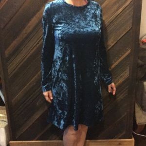 A blue velvet. Dress